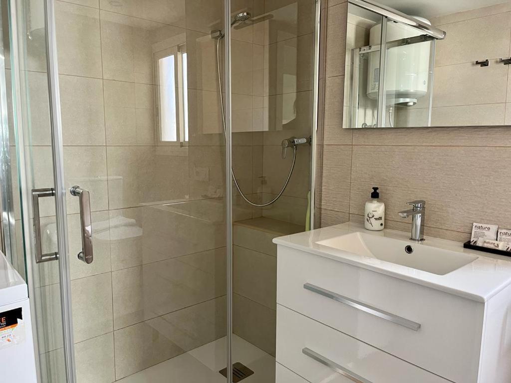 Apartamento Frente Al Mar En Calpe Con Parking Para 4 Personas Zewnętrze zdjęcie
