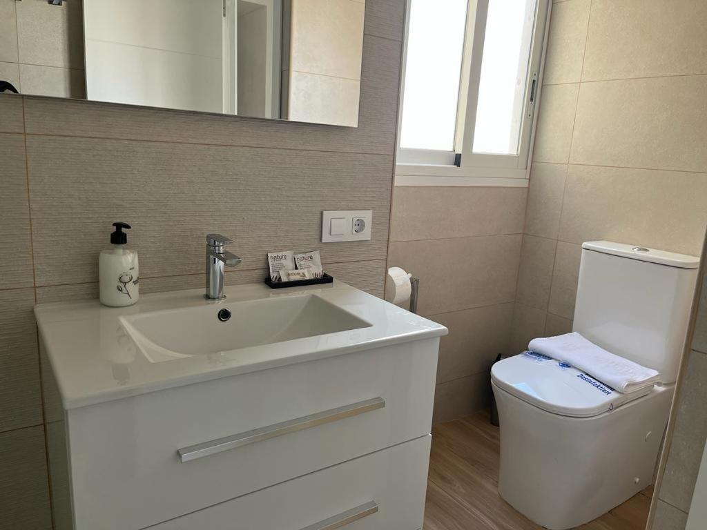 Apartamento Frente Al Mar En Calpe Con Parking Para 4 Personas Zewnętrze zdjęcie