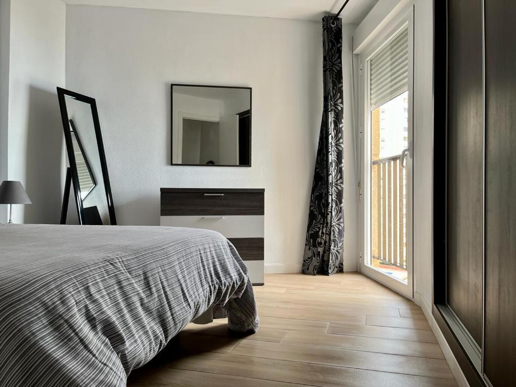 Apartamento Frente Al Mar En Calpe Con Parking Para 4 Personas Zewnętrze zdjęcie